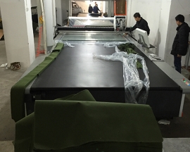 帆布裁剪台